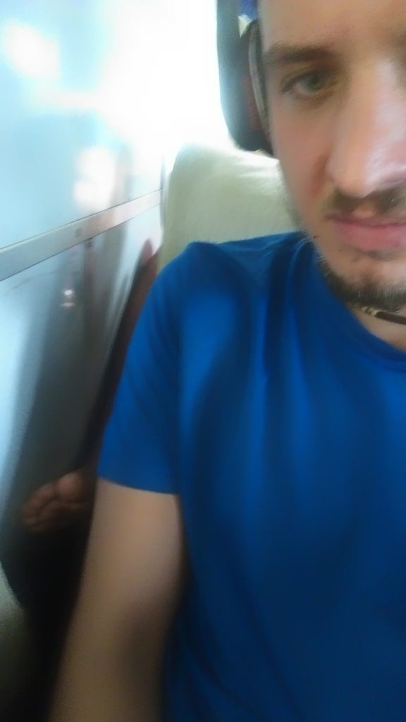 ...mmmmmmh Füsse (Zug, Vietnam). PS: Ich bin zwar schon saubeweglich, aber das ist nicht mein Fuss.